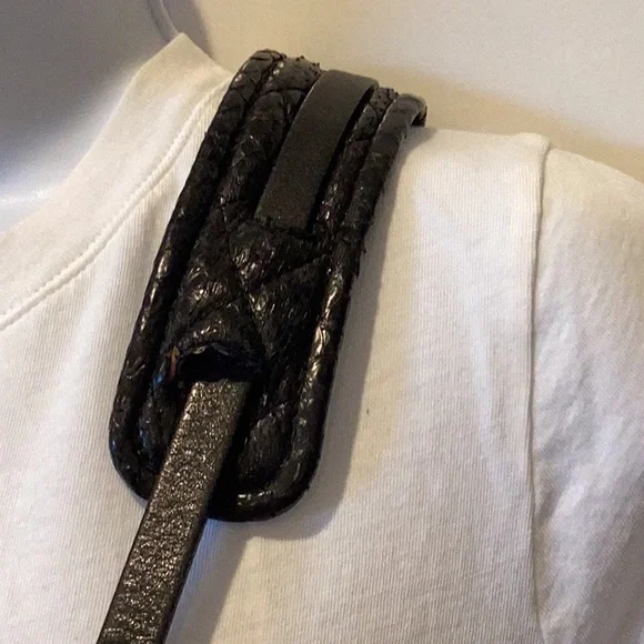 Jimmy Choo Black Textured Shoulder Bag with Silver Chain
Crossbody - Picture 5 of 12